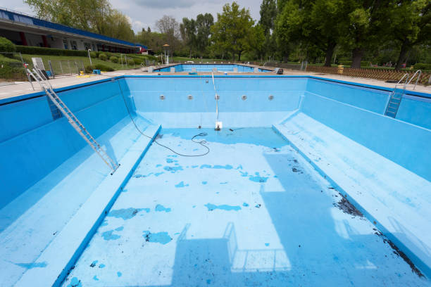 Best Water damage restoration experts  in Rosedale, CA